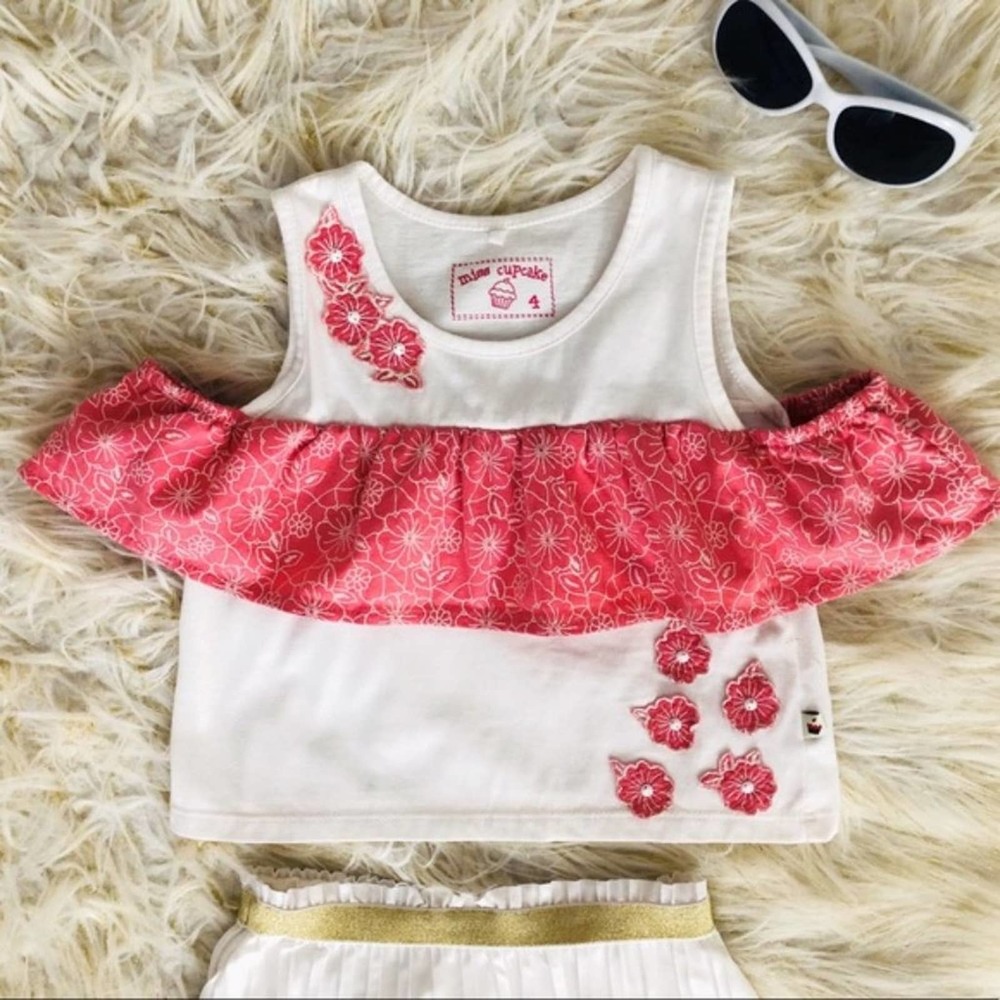 4T Ruffle Cold Shoulder Top